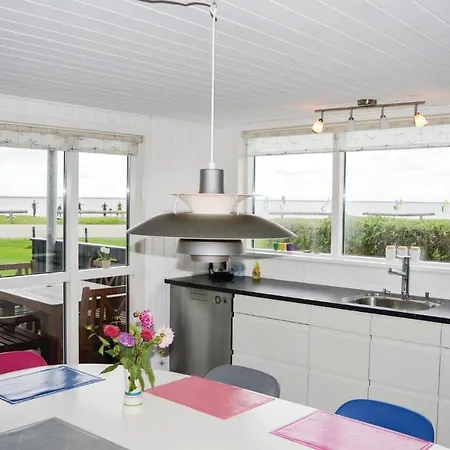 One Bedroom Holiday In 펜션 *